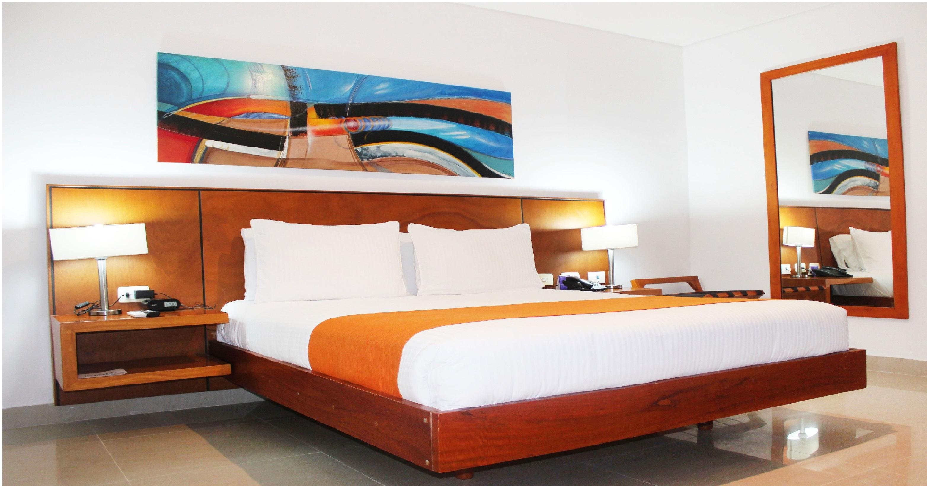 Hotel Atrium Plaza 4*