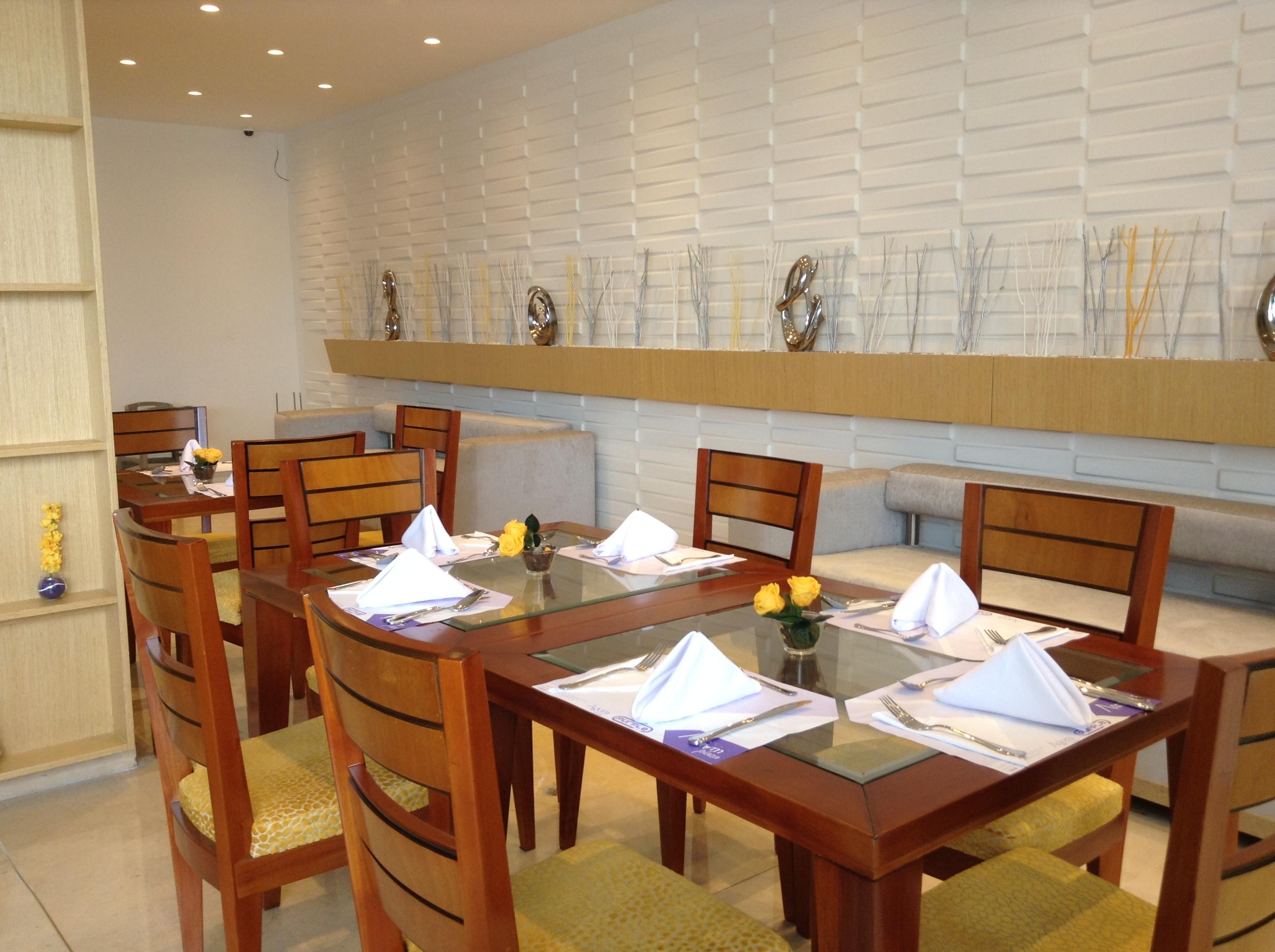 Atrium Plaza 4*